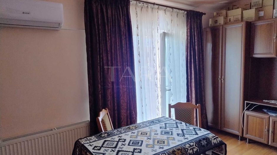 Apartament 2 camere decomandat, cu parcare, confort și accesibilitate - Poză 1