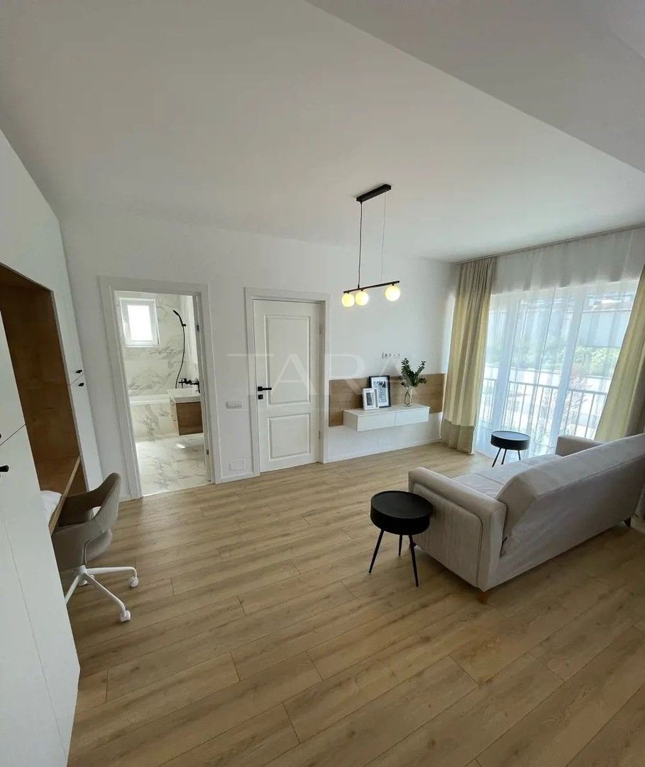 Apartament cu 2 camere, mobilat și utilat, zona Terra, Florești. - Poză 1