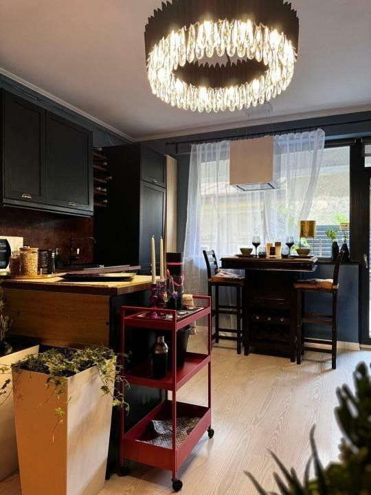 Apartament cu terasa si parcare,ultracentral ,str. Matei Voievod,finisaje de lux - Poză 1