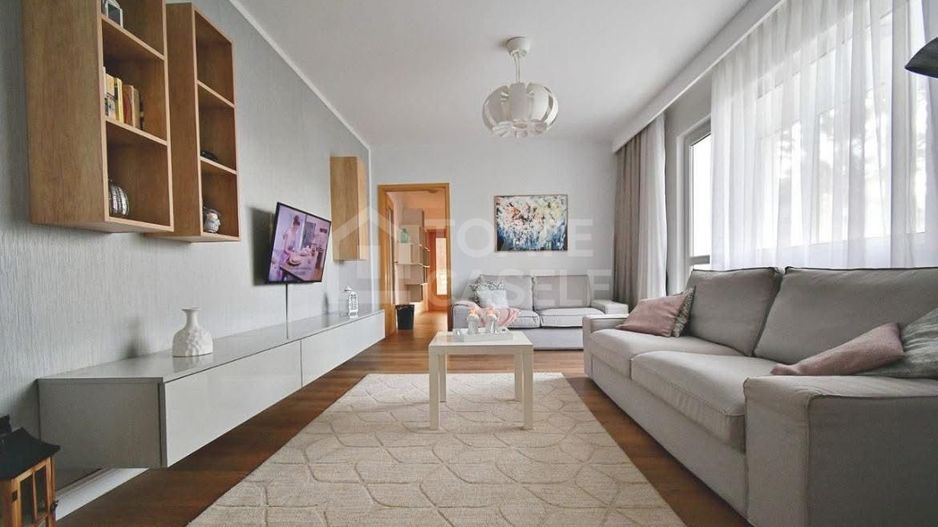 Apartament 3 camere, ultrafinisat, zona Politia Rutiera - Poză 2