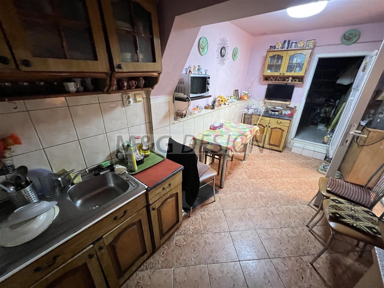 Casa pentru 2 familii zona Ghiroda CENTRALA teren 570mp - Poză 8