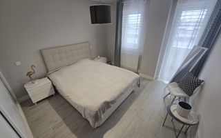 Apartament 3 camere 2 bai 2 balcoane loc de parcare subteran zona Turnisor - Poză 3