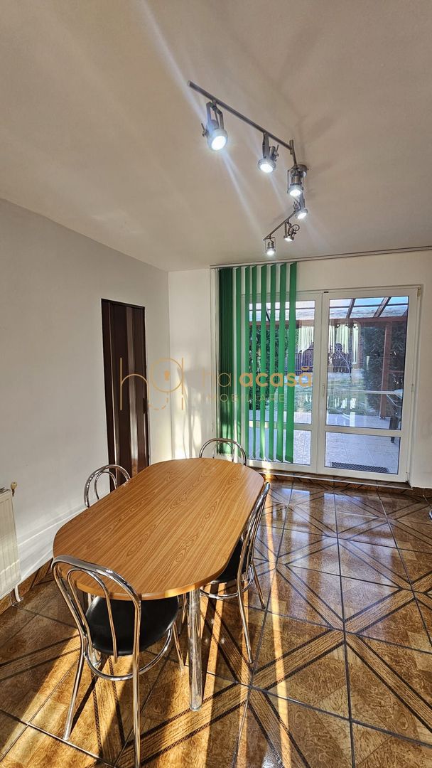 Casă / Vilă cu 8 camere de vânzare în Manastur, Cluj-Napoca - Poză 10