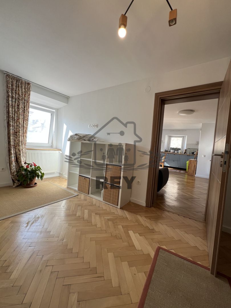 Apartament central – luminos și primitor | 2 dormitoare + living cu bucătărie - Poză 11