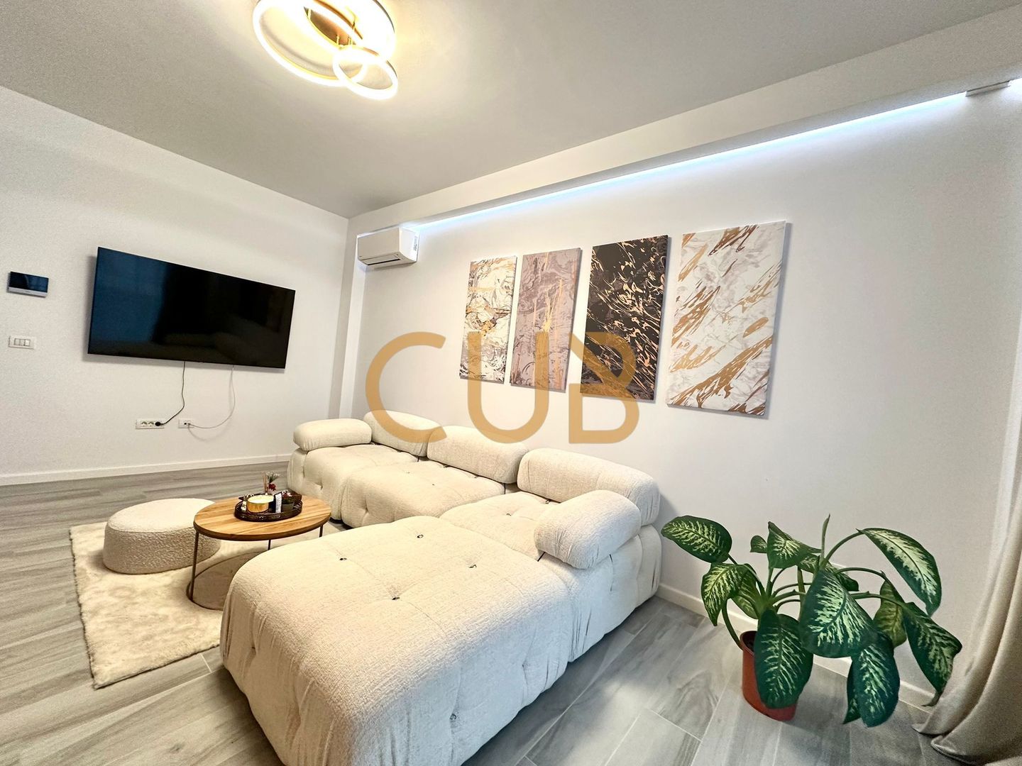 FUTURE RESIDENCE - 2cam DEOSEBIT complet mobilat+utilat|piscina,lift| - Poză 13