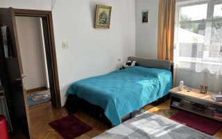 CASA  4 CAMERE PARTIAL MANSARDA  TEREN 200 MP CAMPULUNG - Poză 9