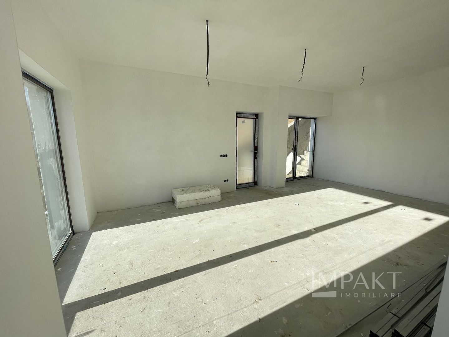 Casa semifinisata cu teren 1000 mp, in Feleacu ! - Poză 17