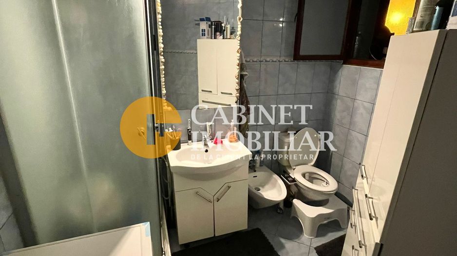 3 Camere Decomandat - Bloc 1980 - Zona Canta - Poză 4