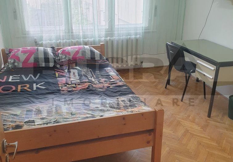 Apartament de 4 camere la casa, 120mp utili, parcare, zona UMF - Poză 2