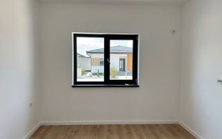 Casa 4 camere pe parter-Tunari | Teren 400 mp - Poză 6