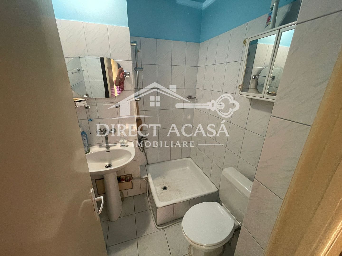 Apartament cu 4 camere de inchiriat-Str Republici-Zona 7 Noiembrie - Poză 16