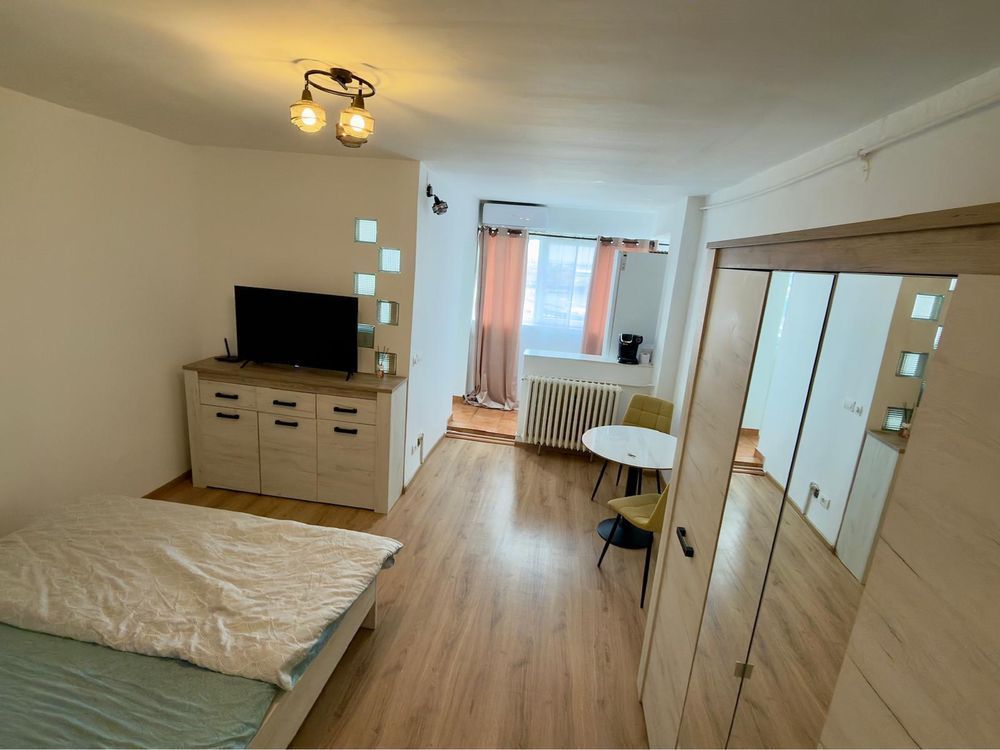 Garsonieră modernă, mobilată complet, metrou Costin Georgian - Poză 5