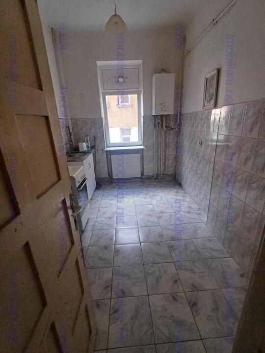 Armeneasca // Cladire cu regim mic // Camere inalte - Poză 2
