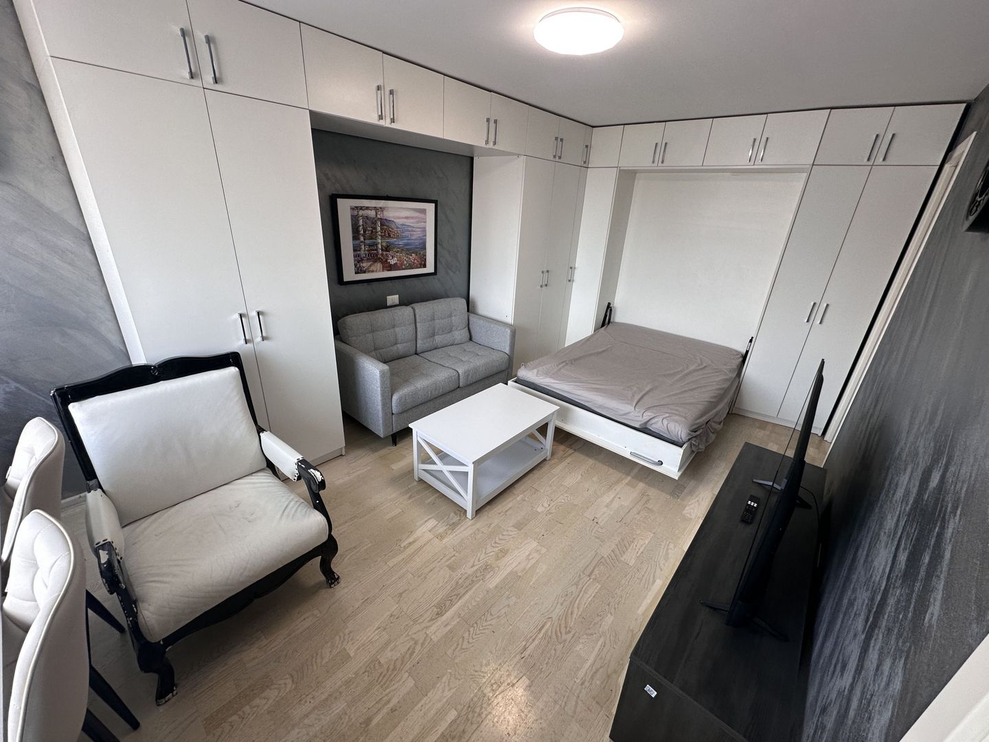 LUX Garsonieră de închiriat ParkLake mall/Renovata - Poză 1