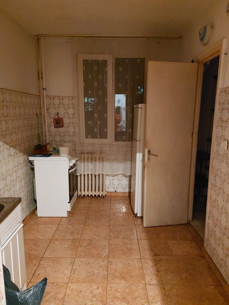 Apartament 3 camere Berceni  sector 4 - Poză 2