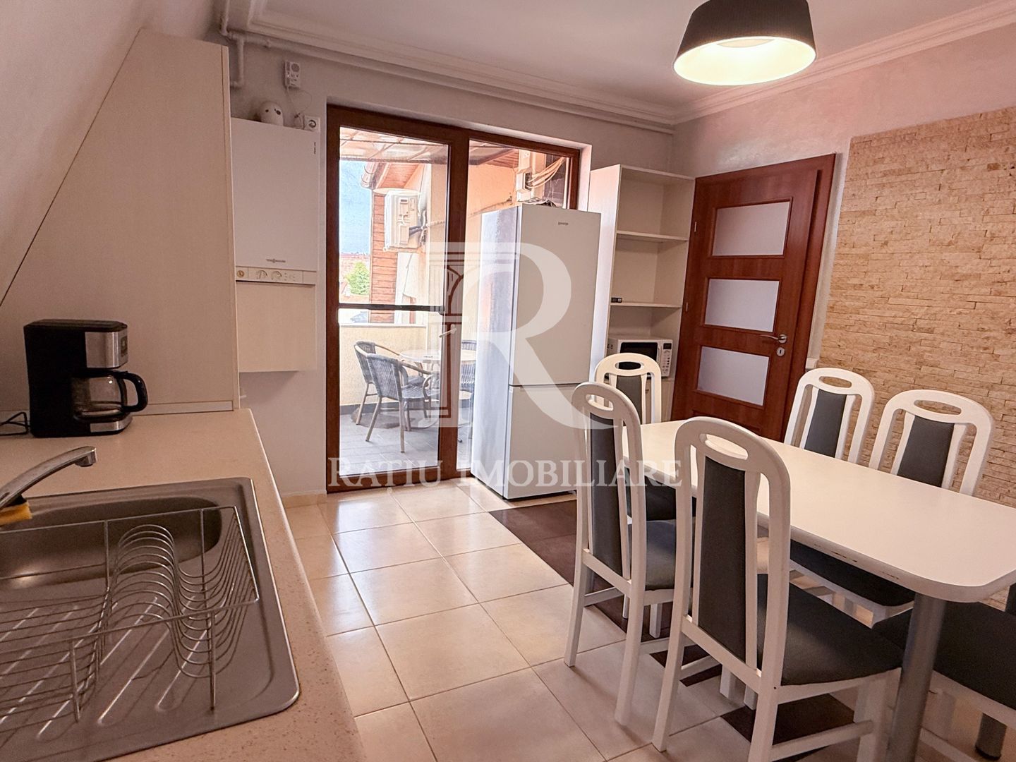 Apartament cu 4 Camere de Închiriat | Centru | Oradea - Poză 10