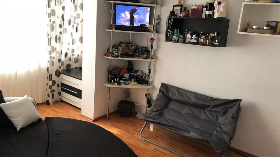 Apart  2 cam spațios Aradului- parter cu balcon centrala proprie - Poză 5