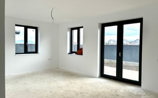 Casă / 4 camere / Sanpetru / Terasă - Poză 3