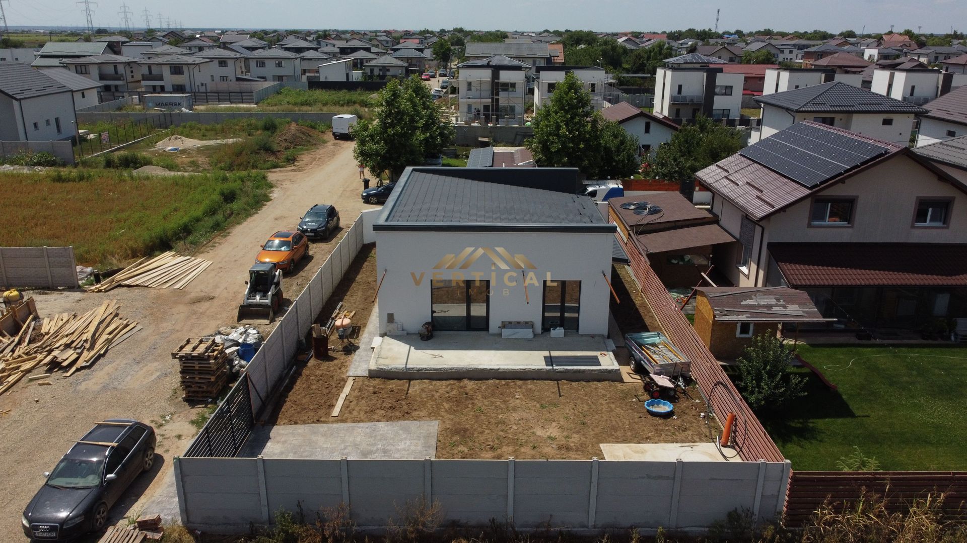 Super Casa 4 camere, parter, Comuna Berceni - Poză 2