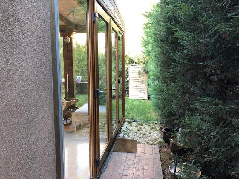 Vila mobilata si utilata, curte, terasa inchisa, parcare - Poză 11