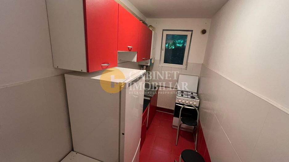 Sărărie - 2 camere decomandat - 43mp - loc de parcare - Poză 5