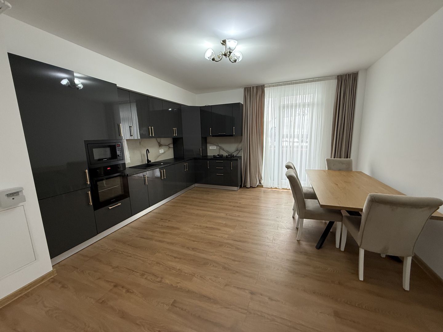 Apartament 110 MP | 3 camere | 95.000 EUR - Poză 1