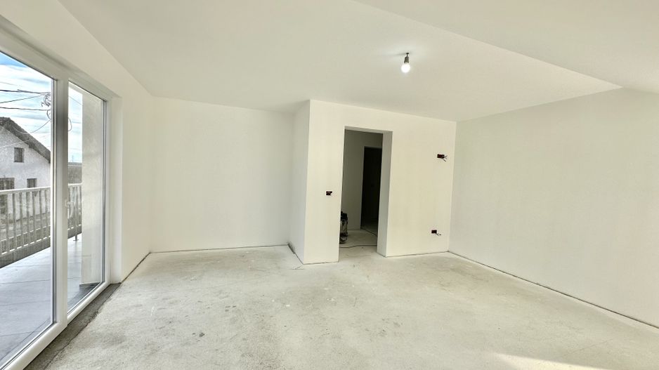 Casă individuală de vanzare  cu garaj și curte proprie – Hălchiu - Poză 16