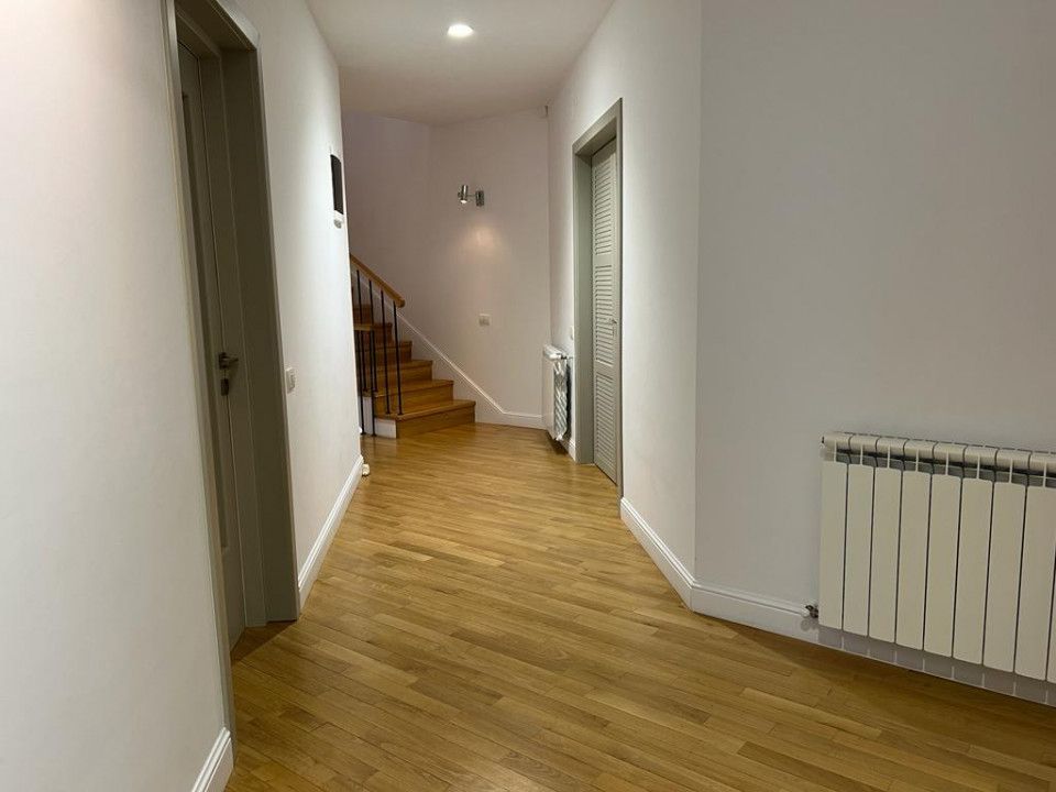 Vila P+1E+T in Faleza Nord / Consilieri - Poză 27