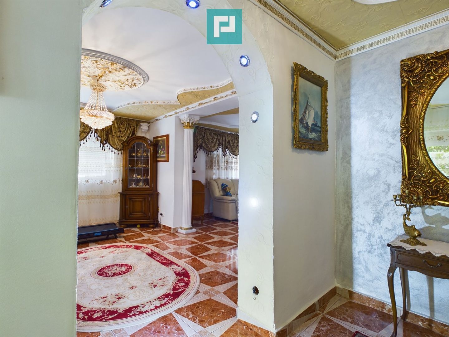 Casă stil conac pe drumul Cetății - Șiria - Poză 27