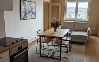 Apartament Ultracentral la Etajul 10 – Lângă Teatrul Național - Poză 3