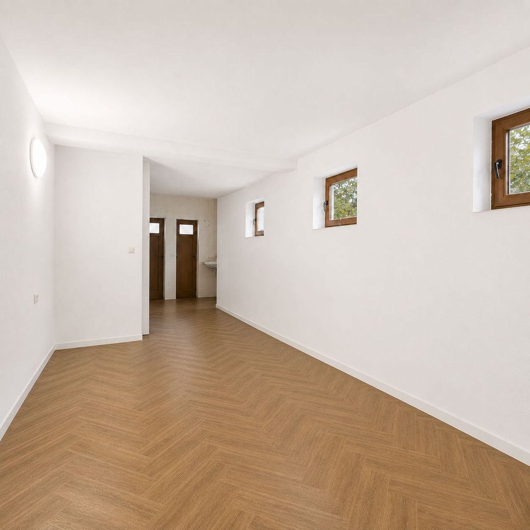 Casă individuală spațioasă cu teren de 987 mp | Ideală pentru locuință - Poză 11