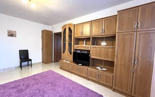 Apartament cu 2 Camere, Bloc cu Lift, Zonă Ultracentrală - Poză 4