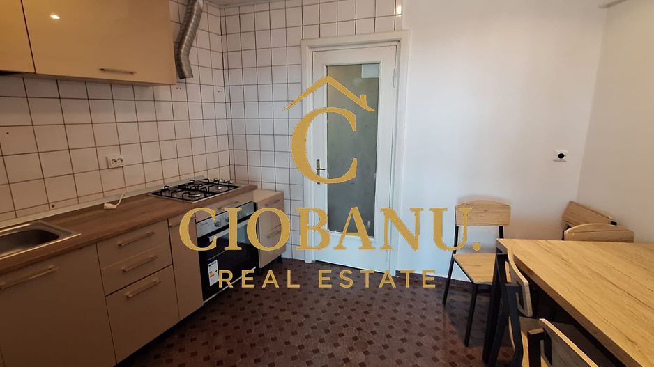 Apartament de inchiriat zona Calea Bucuresti-Piata Mare - Poză 4