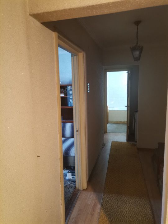 Inchiriere apartament 4 camere pentru cazare muncitori - Poză 1