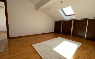 Vila spatioasa 6 dormitoare | gradina | Garaj - Poză 29