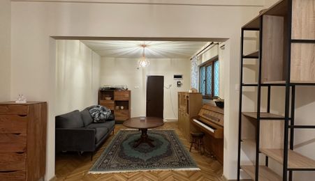 Inchiriere Casa-curte-1 Mai-Expozitiei