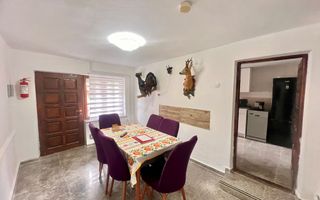 Casă de vânzare în Băile Olănești – zonă centrală - Poză 3