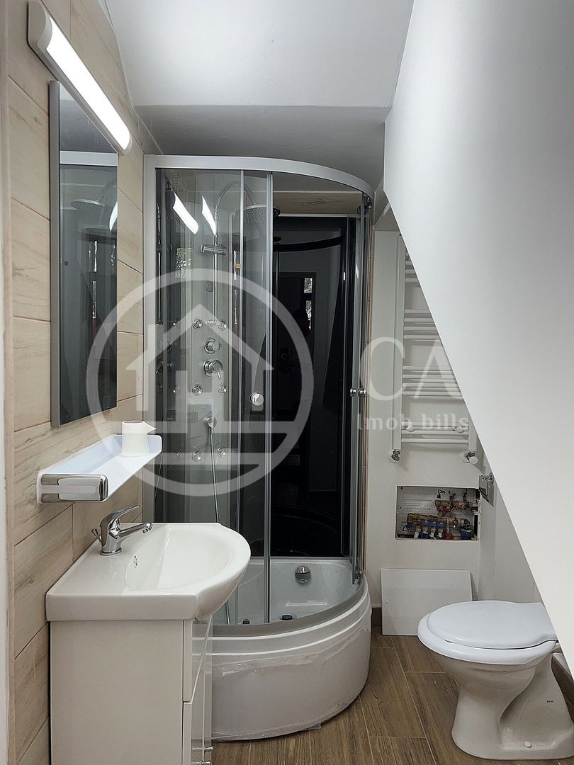 Apartament cu 2 camere de vanzare la curte comuna Subcetate Oradea - Poză 5