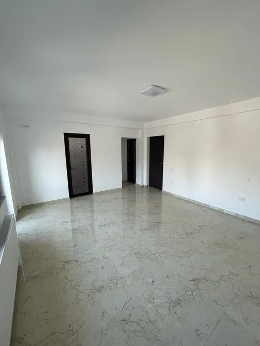 Închiriez clădire nouă - Poză 3