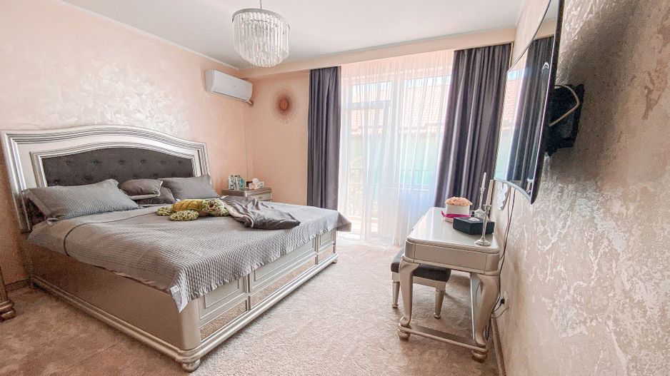 Refugiu Modern în Natură – Vilă Premium cu Design Contemporan - Poză 16