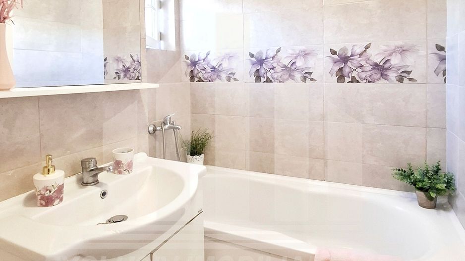 Apartament cu 3 camere de vanzare, Cetate - Poză 6