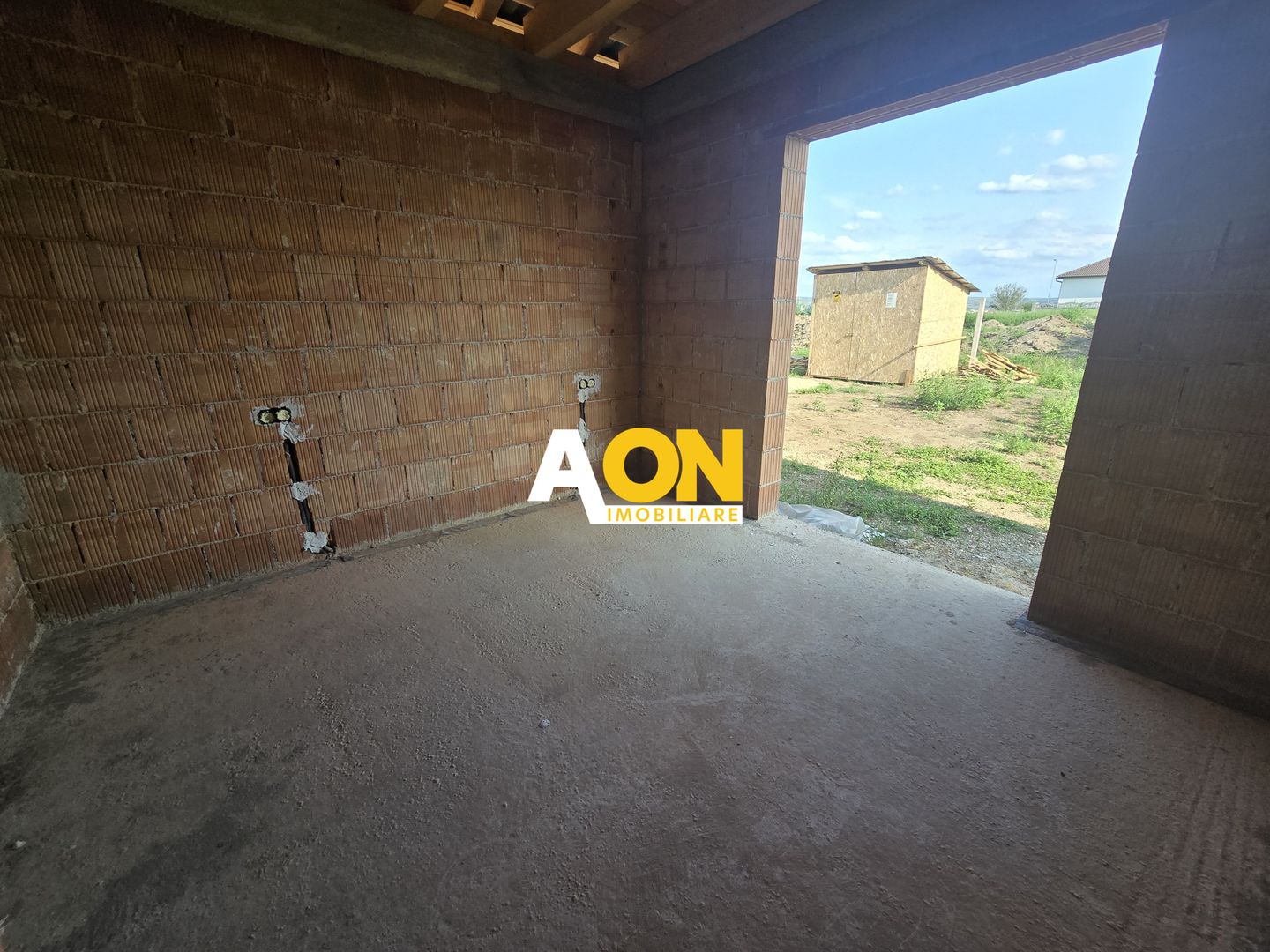 Casa Individuala 4 Camere, 2 Bai, 400mp Teren - Poză 6