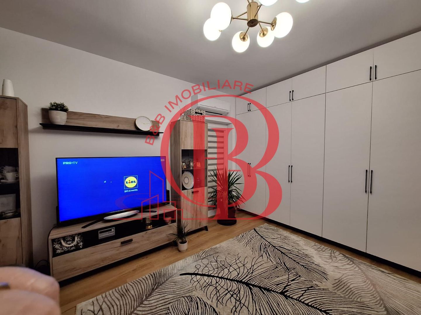 Apartament 3 camere decomandat-2 Bai-Titan-Pallady-Mobilat - Poză 3