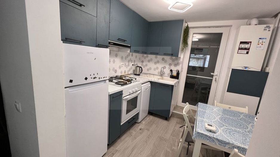 Apartament in casa interbelica |  3 camere |  Fara Risc |  Unirii - Poză 2