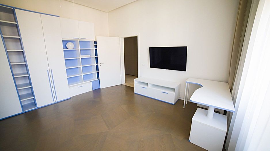 Apartament 3 camere de lux  Centru Istoric, 130mp, 2000Euro - Poză 15