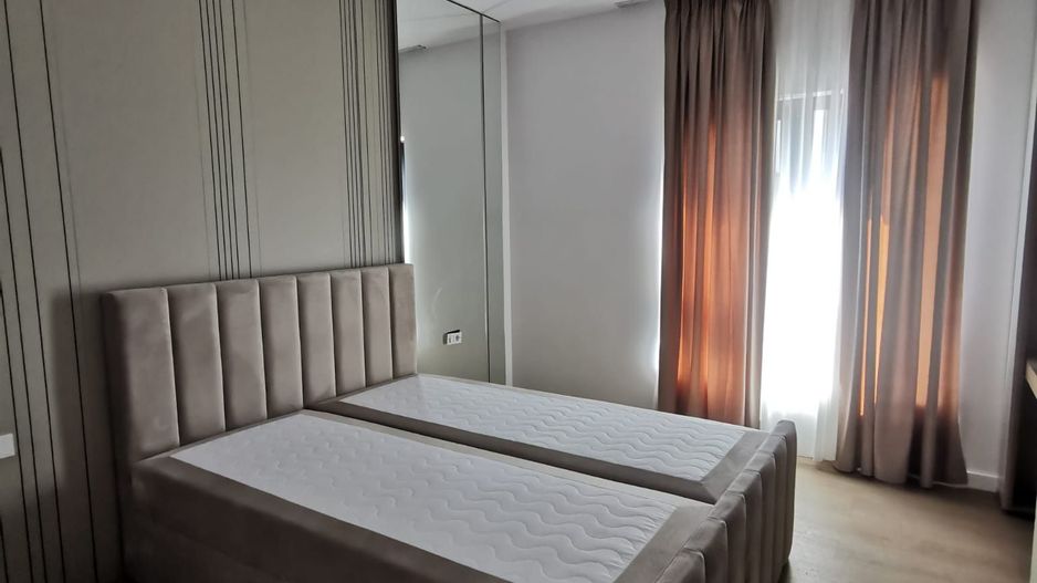 Vila  de tip duplex 4 camere Pompa Caldura Titan Pallady - Poză 17