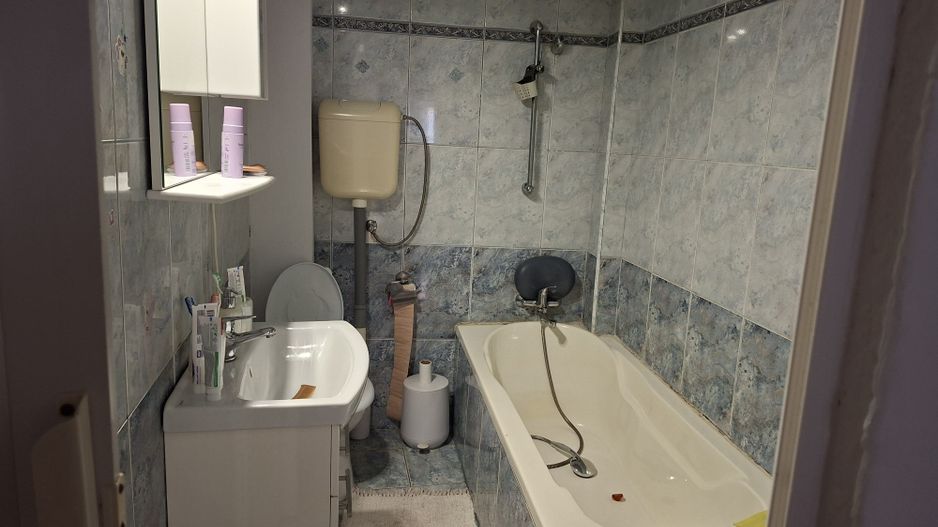 BRASADAS vinde casa individuala in zona SEMICENTRALA. - Poză 8