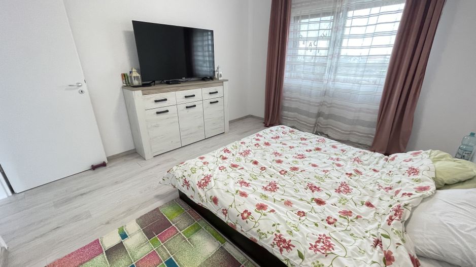 Duplex P+1E -unități separate prin cameră tehnica - Poză 17