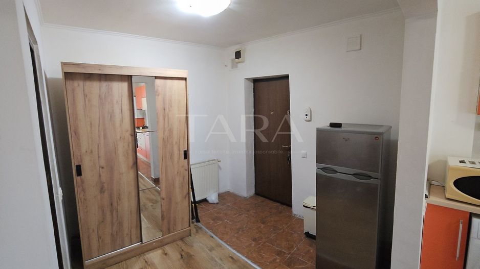Apartament cu 2 camere, balcon închis, parter, Florești. - Poză 6