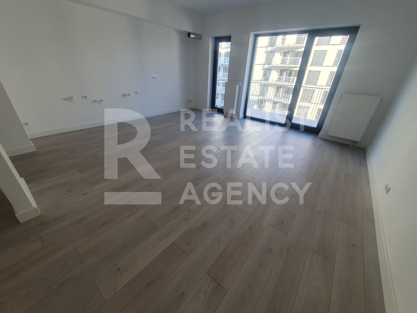 Apartament 2 camere la Silk District - Poză 1